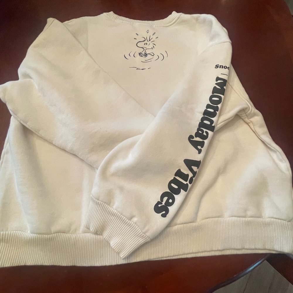 Zara Cream Snoopy Peanuts Sweatshirt - Picture 3 of 4
